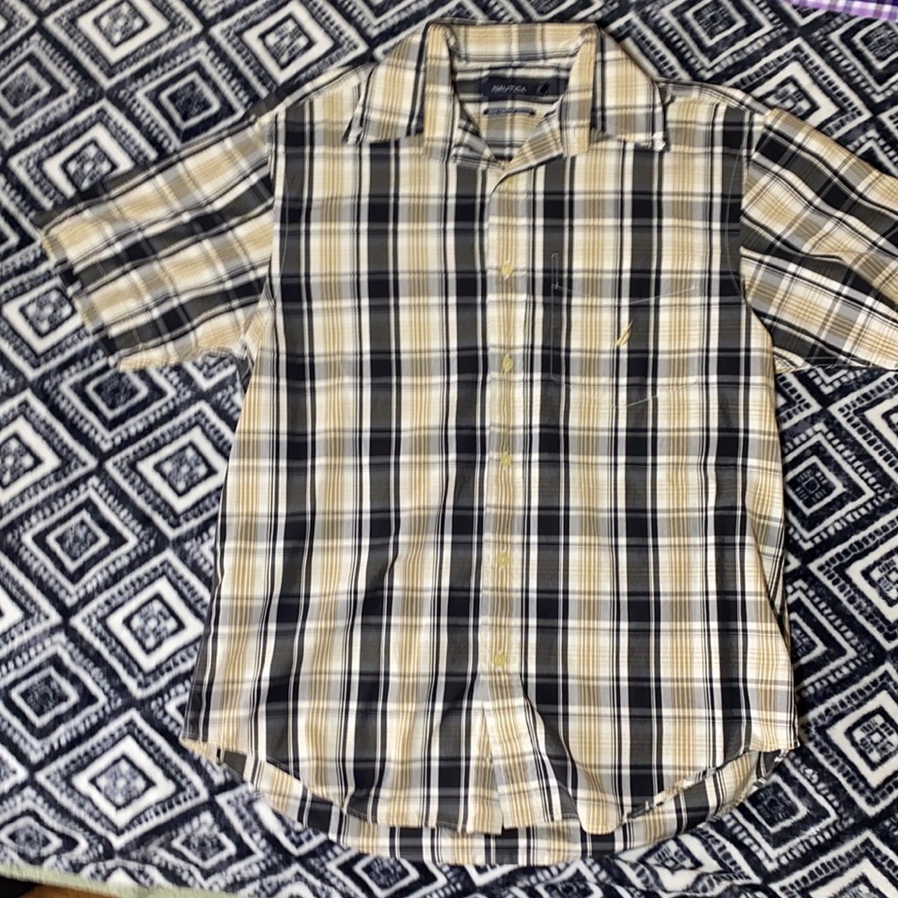 Short sleeve Nautica button up